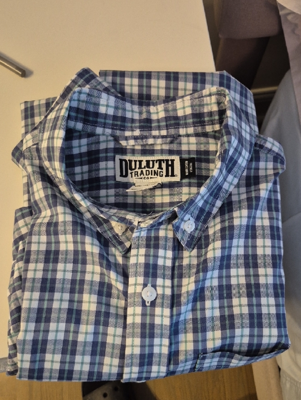 Duluth Trading Co Blue & White Check Button-Down Shirt - L